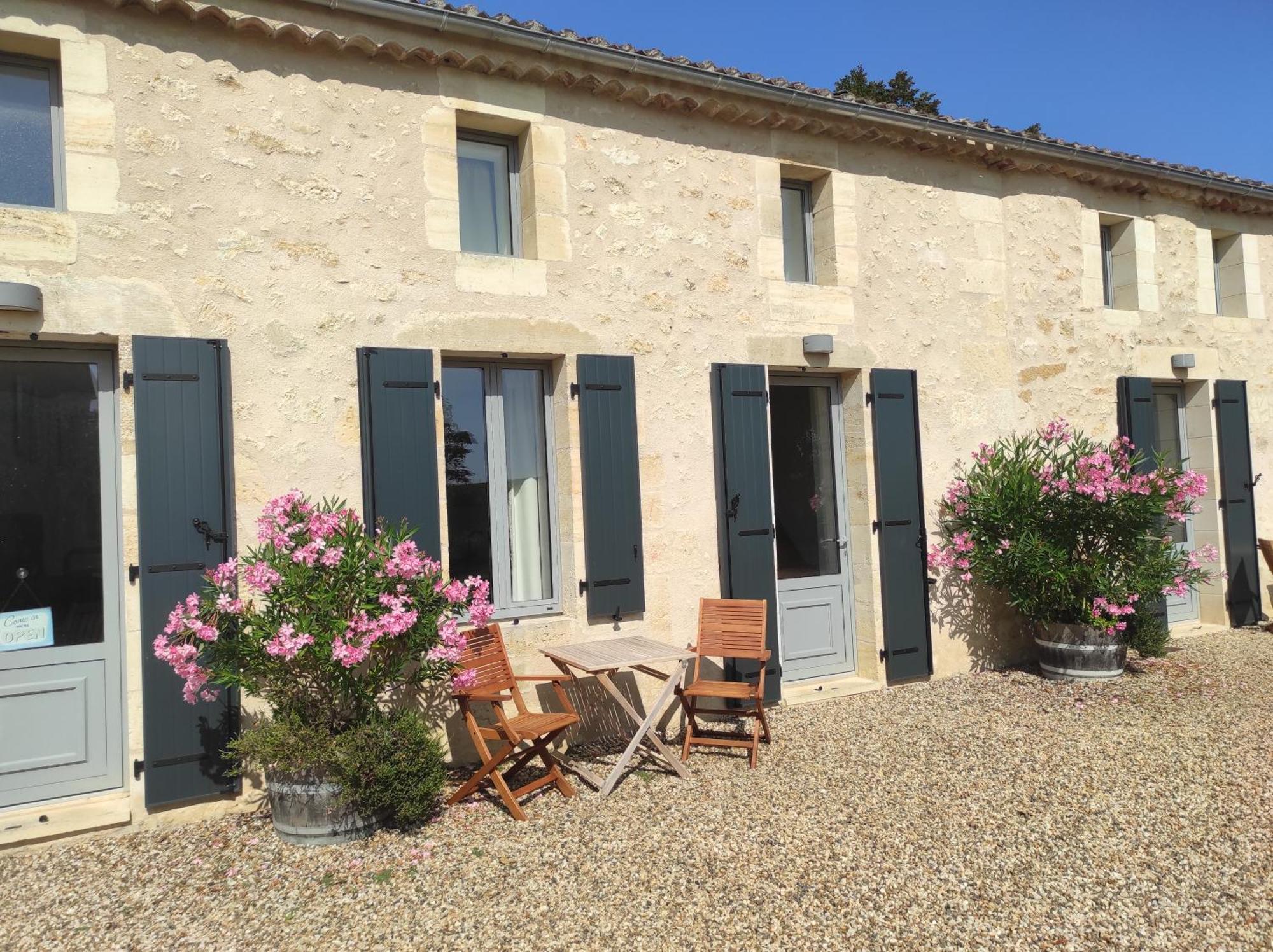 Clos Vieux Rochers Vineyard Puisseguin ภายนอก รูปภาพ